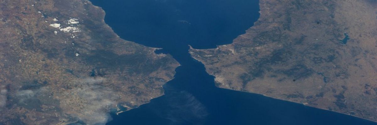 A Gibraltári-szoros az űrből