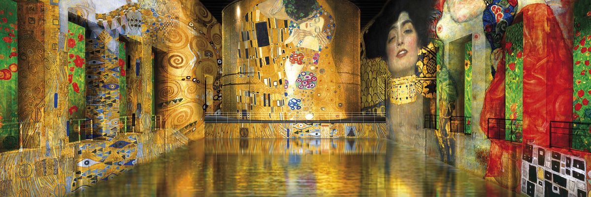 Bassins de Lumières digitális Klimt kiállítás