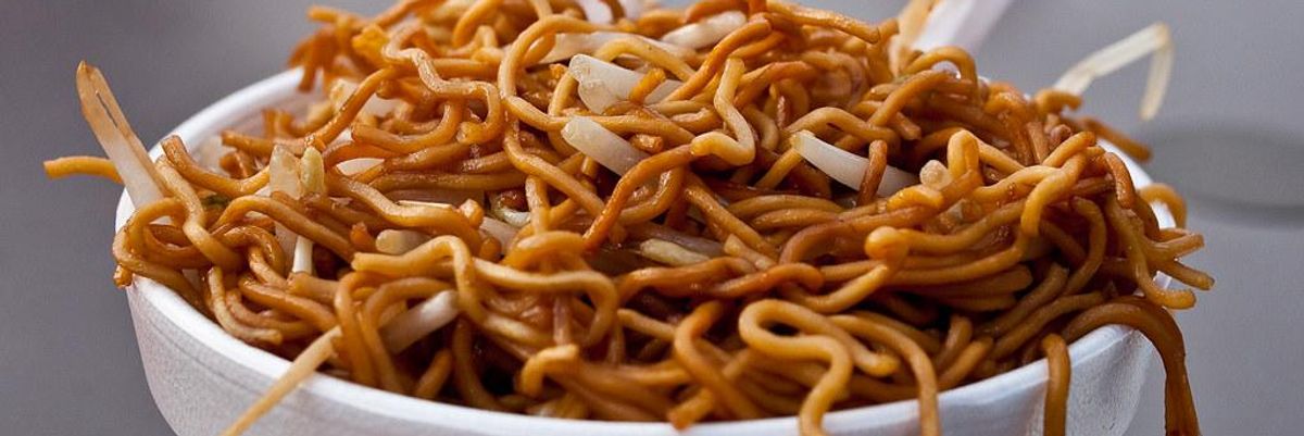 chow mein, pirított kínai tészta