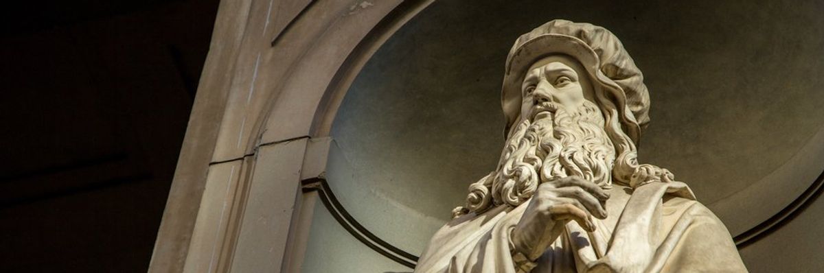Da Vinci szobra Firenzében