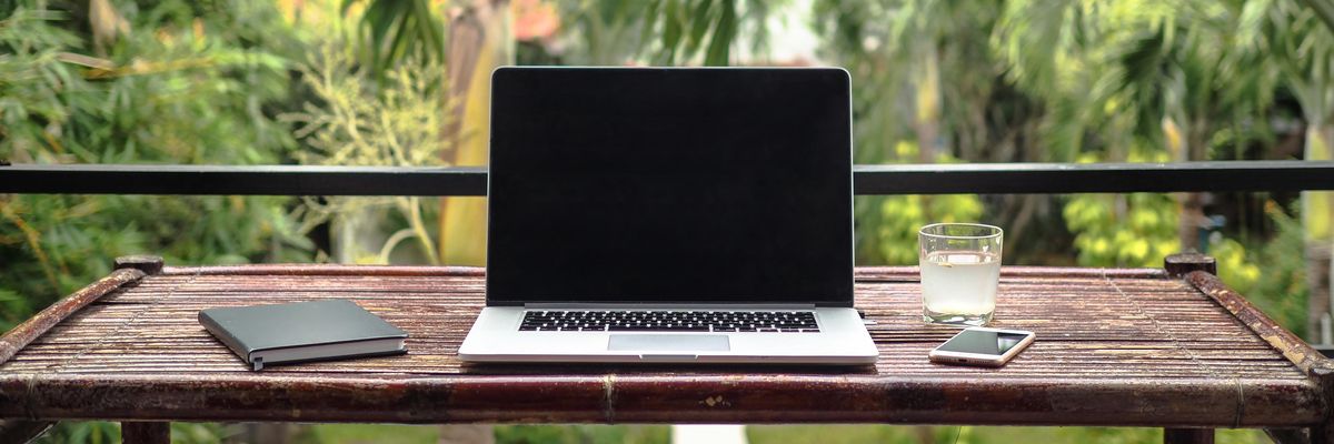 digitális nomád laptop 