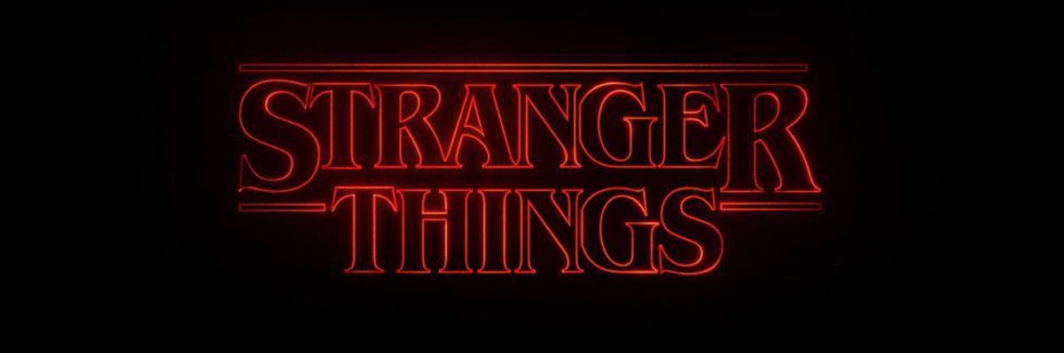 Egy Stranger Things-logo.