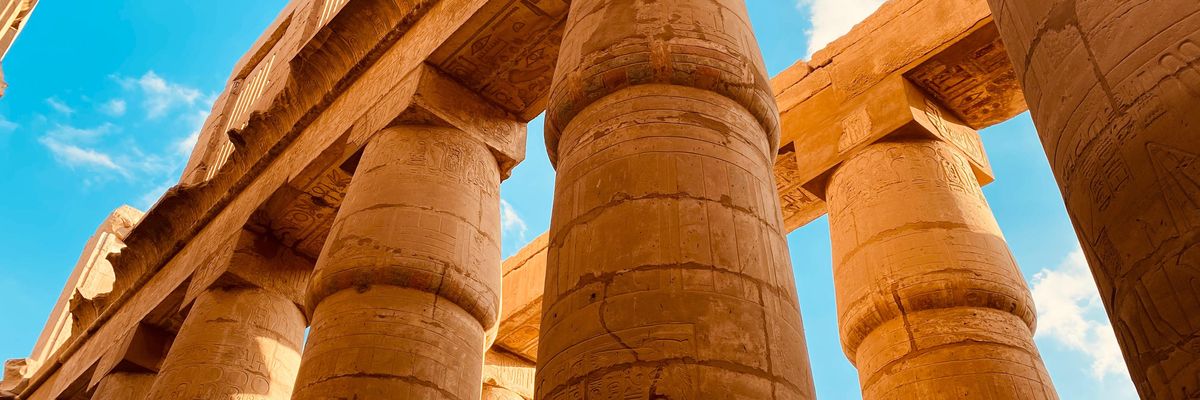 Egyiptomi oszlopok aranyváros régészet 