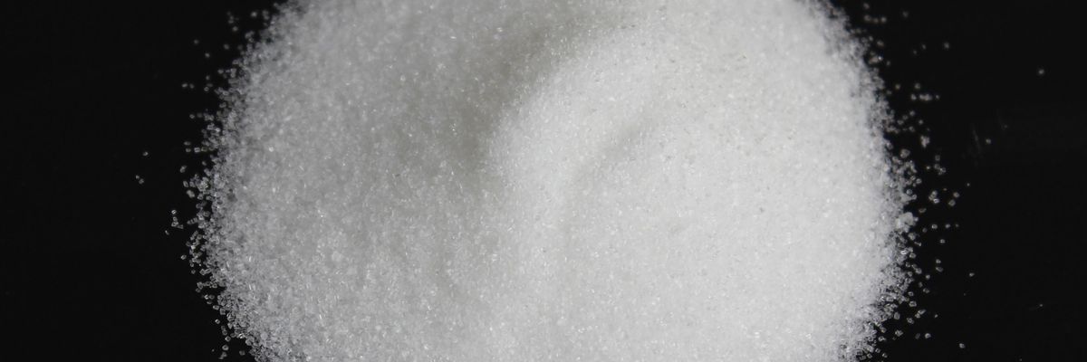 File:Refined sugar V1.jpg - Wikimedia Commons