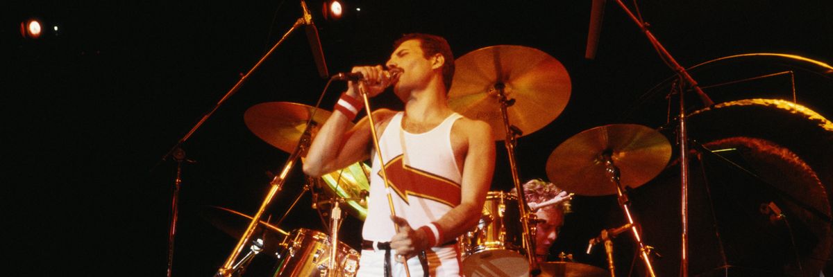 Freddie Mercury koncert közben