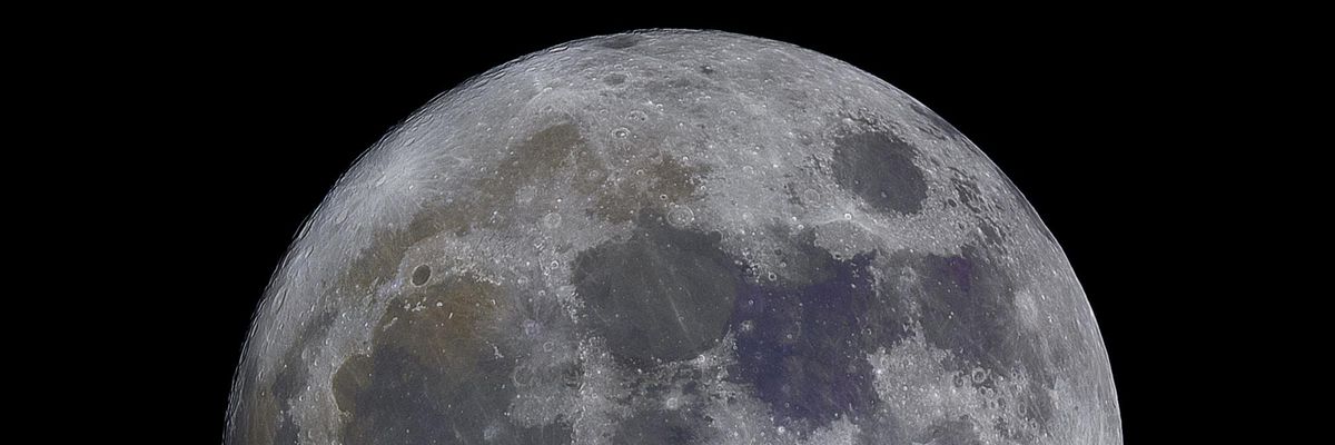 Tökéletes kép készült a Holdról egy utahi nemzeti parkban