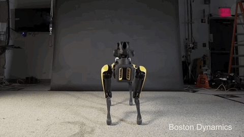 A Boston Dynamics új robotkutyája képes feltölteni magát