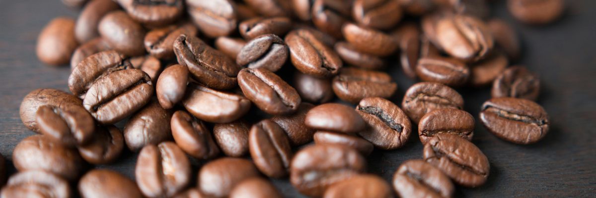 Valóban pozitív hatással lehet a koffein a Parkinson-kórra?