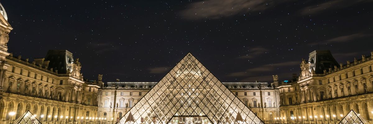 Még pont eléred a gépet Párizsba: ma nyitott a Louvre!