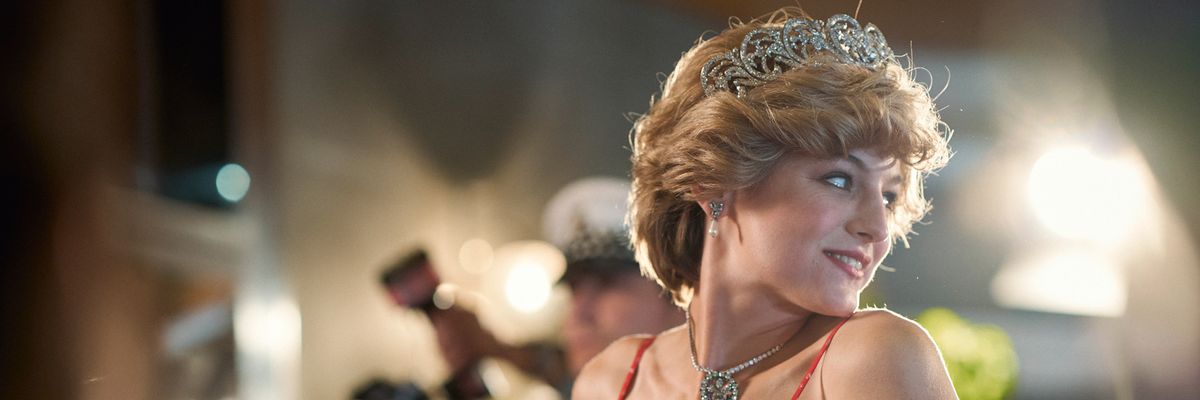 A követelések ellenére sem fogja jelezni a Netflix, hogy a The Crown csak fikció