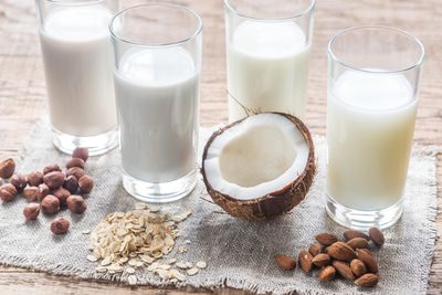 növényi tej, mandula tej, vegán tej, tej
