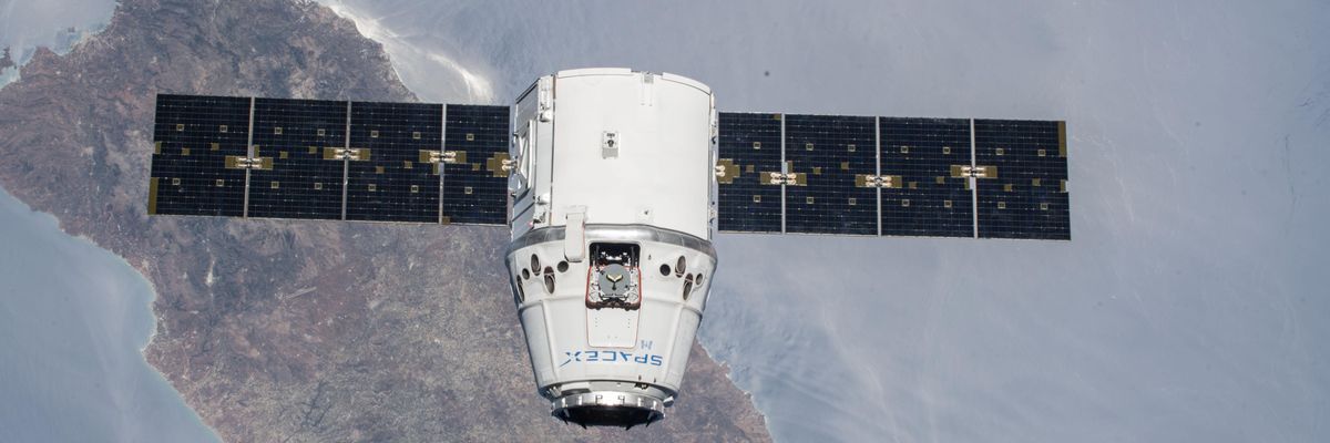 Kínai tudósok állítólag a SpaceX műholdjainak elpusztítását tervezik