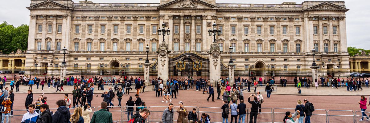 Erzsébet királynő halála: így hat a gyászidőszak az Egyesült Királyságba utazókra