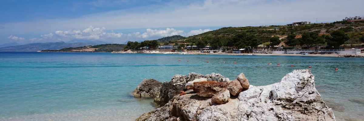 Olcsóbb, mégis gyönyörű – 6 balkáni tengerpart, ahová érdemes ellátogatni!