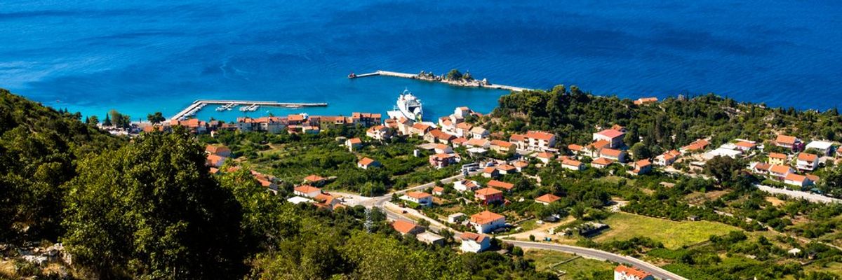 Az alig látogatott horvát város, ami Európa egyik legszebb tengerparjával rendelkezik