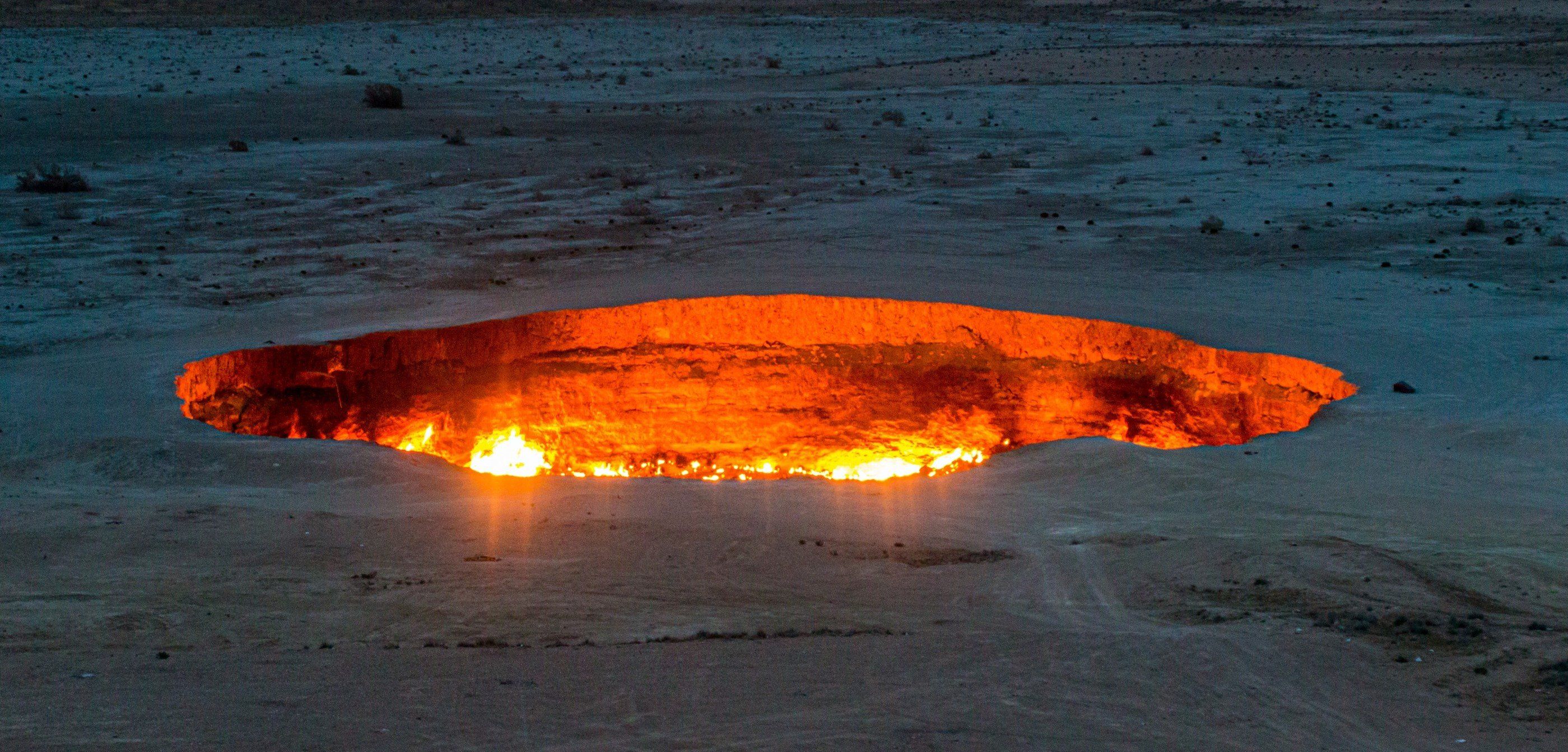 Türkmenisztán  darvaza kráter pokol kapuja