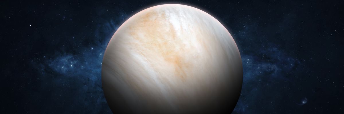 Szén és oxigén szivárog a Vénuszról, egyelőre a tudósok sem értik, miért