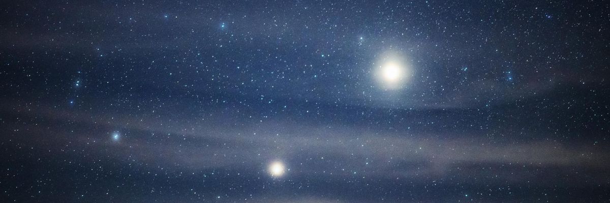 jupiter szaturnusz bolygók égbolt univerzum űr együttállás bolygóegyüttállás betlehemi csillag csillagok