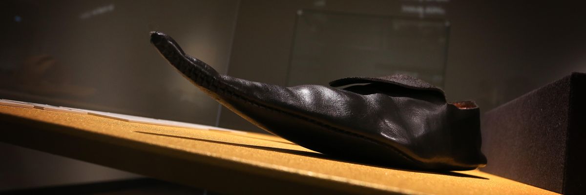 középkori cipők