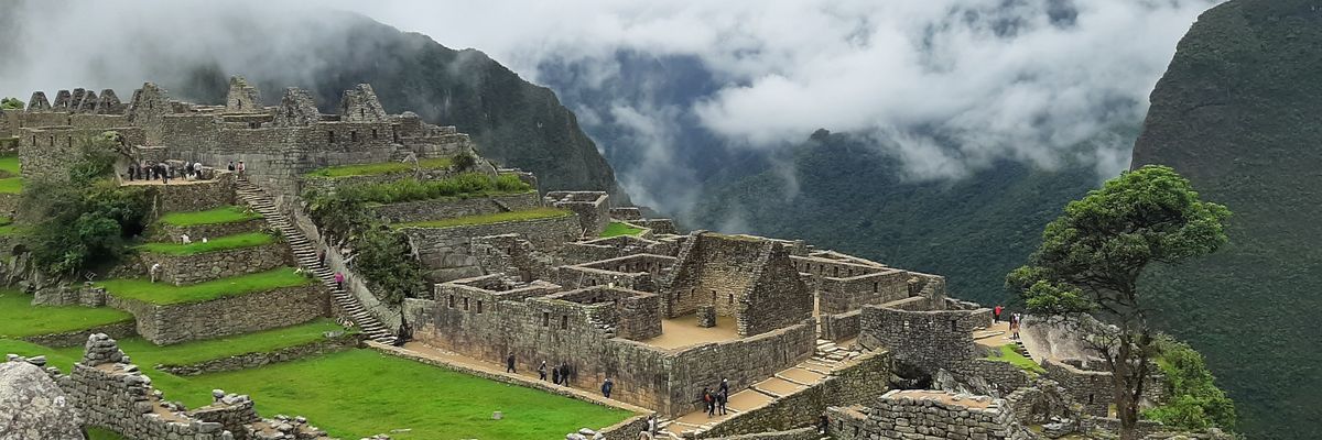 Macchu Picchu.