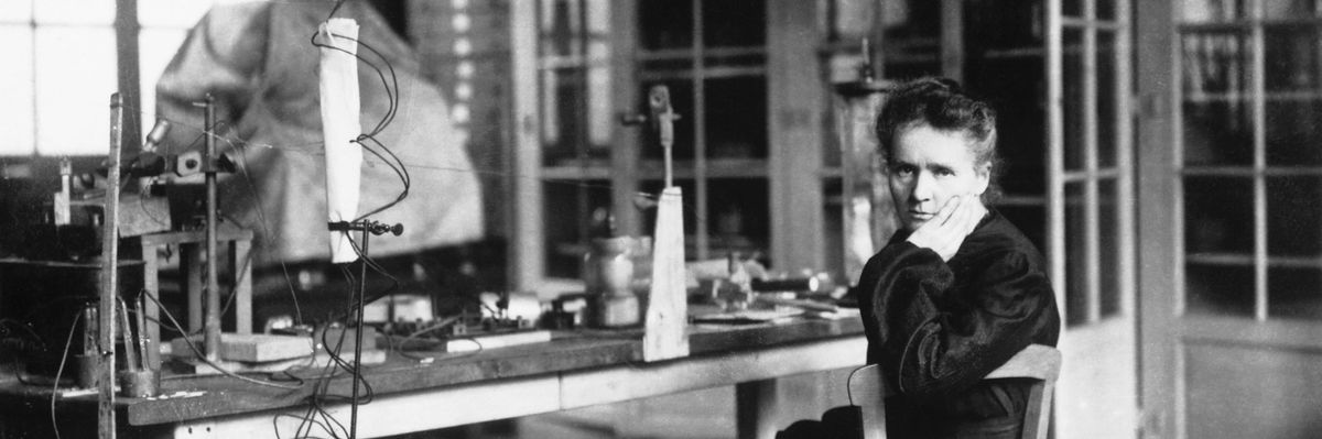 Marie Curie a laboratóriumában