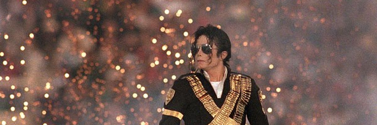 Michael Jackson 1993-ban, a Super Bowlon