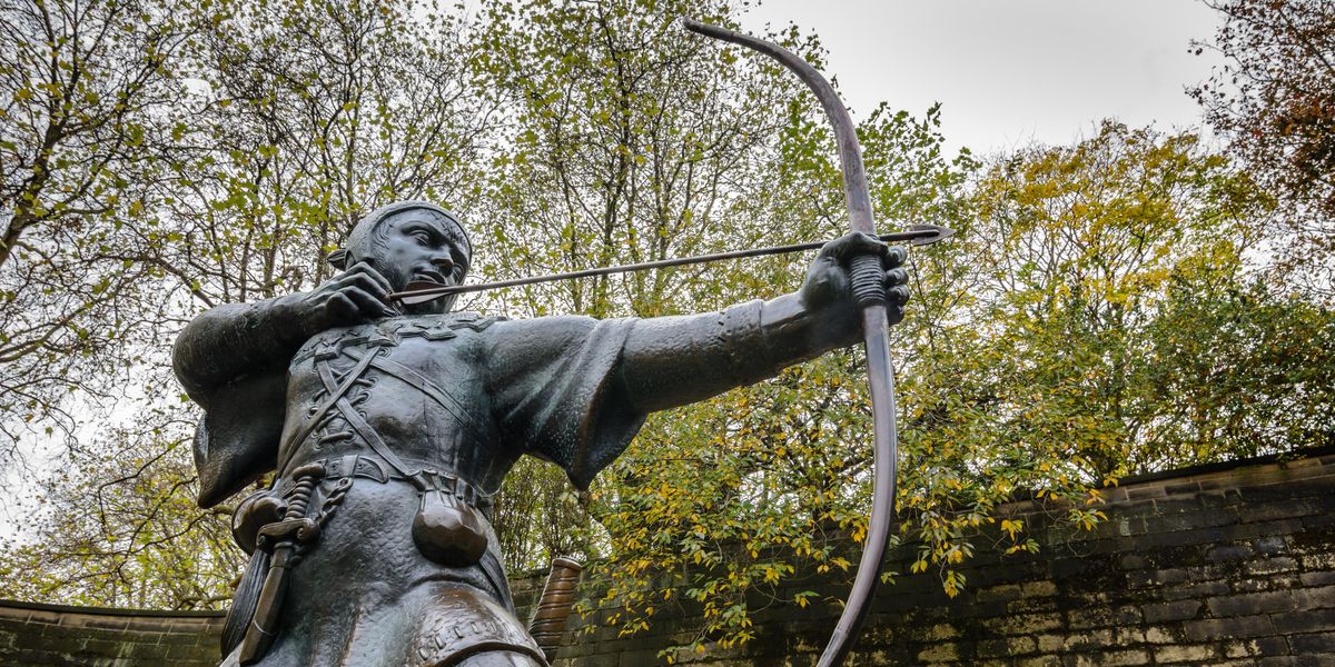 Robin Hood szobra Nottinghamben.