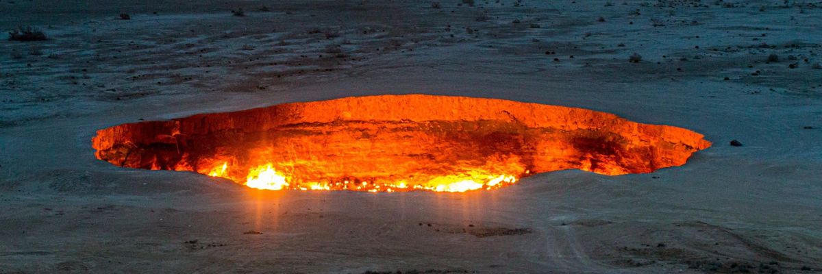 Türkmenisztán  darvaza kráter pokol kapuja