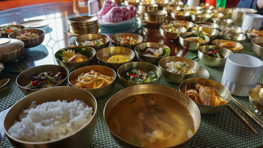 mineliang / Shutterstock