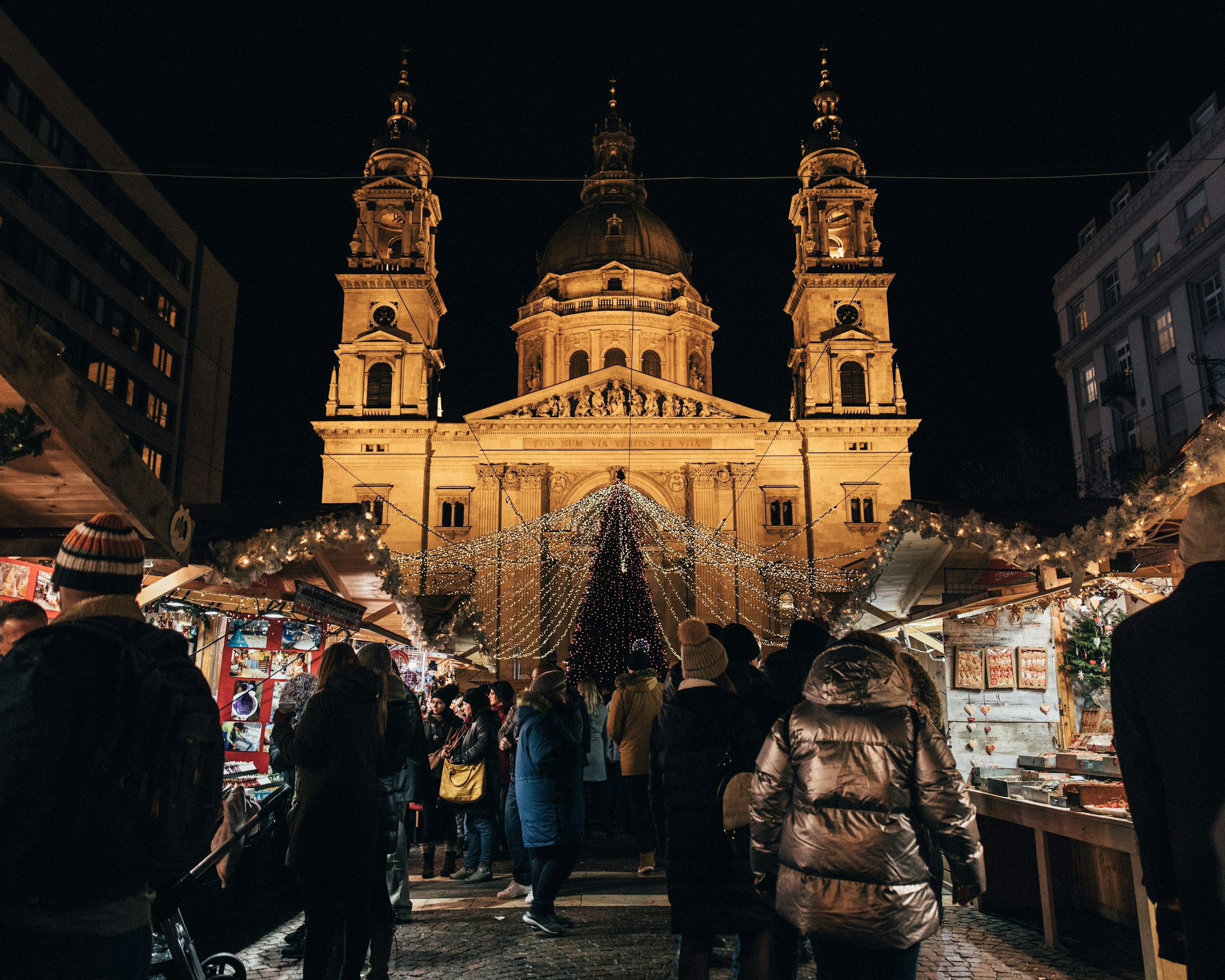 Európa legszebb karácsonyi vásárának választották meg a budapesti Advent Bazilika eseményt, eláruljuk, idén mikor kezdődik!