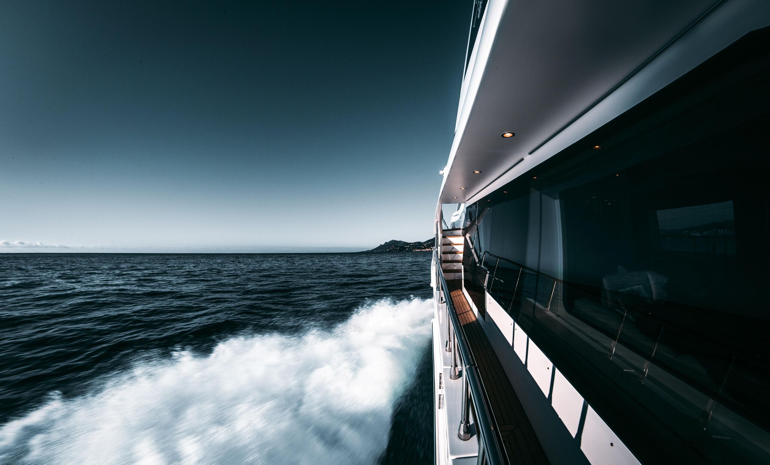 redcharlie/Unsplash