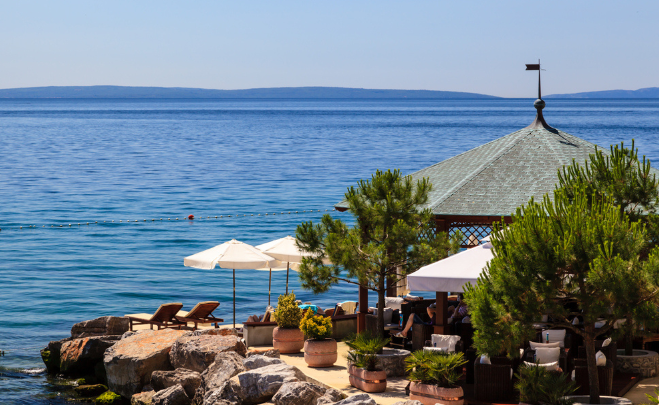 ansharphoto - Shutterstock