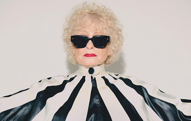 Hamu és Gyémánt / Földi Ádám