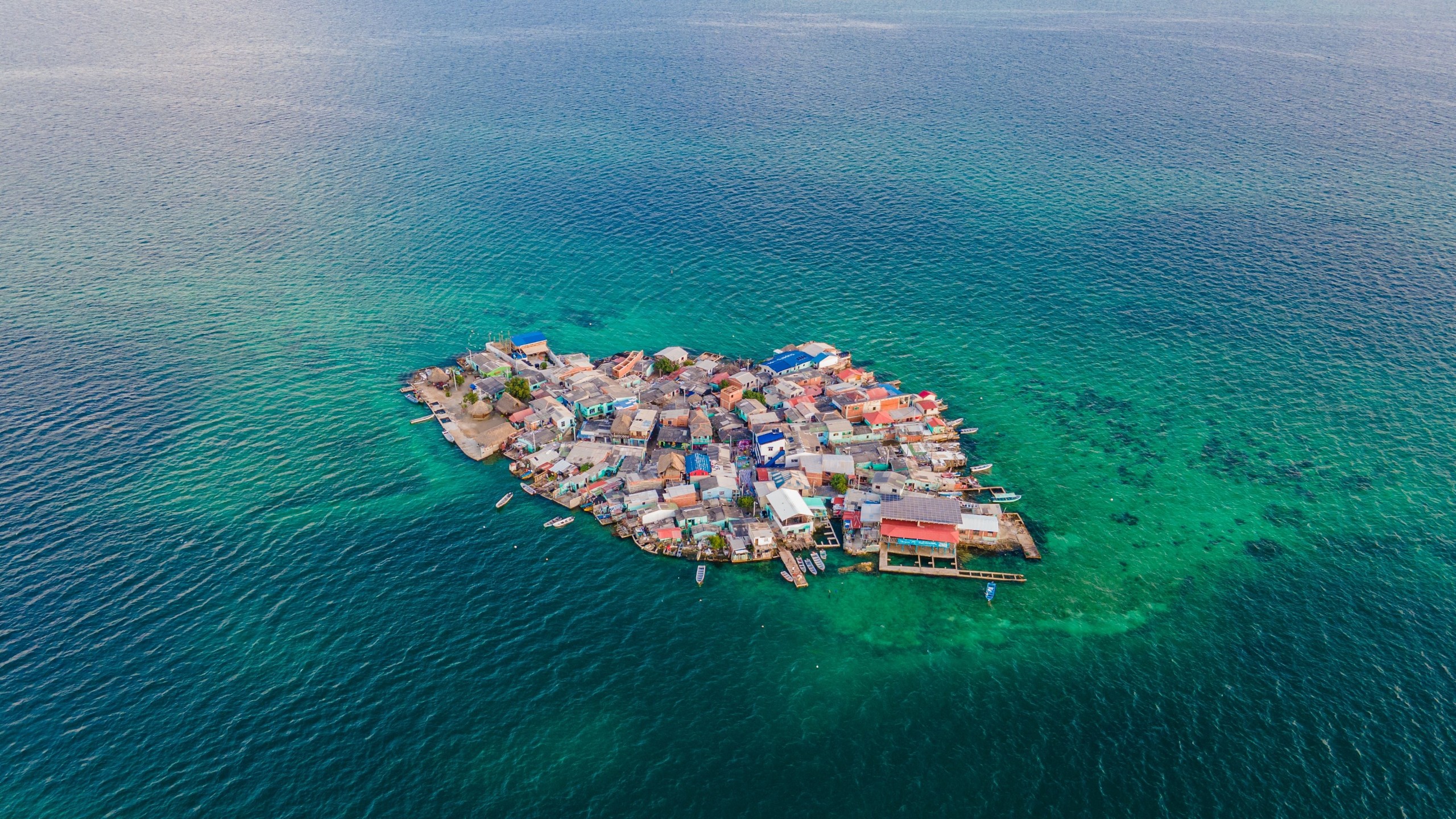 Jhampier Giron M/Shutterstock.com